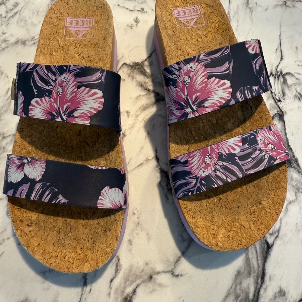 Reef Pink Floral Cork Sandals - Picture 2 of 4